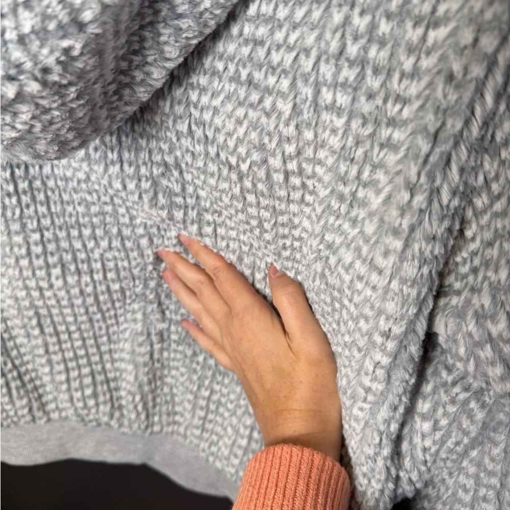 Saturday Sunday forAnthropologie | Chunky Knit Soft Hooded Pullover Sweater | XS - Picture 7 of 10
